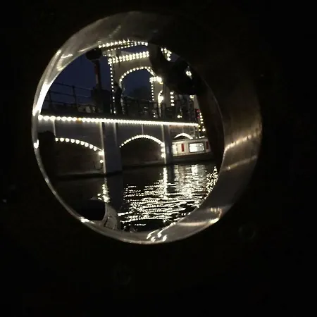 Skinny Bridge Houseboat Amstel View Apartment Amsterdam